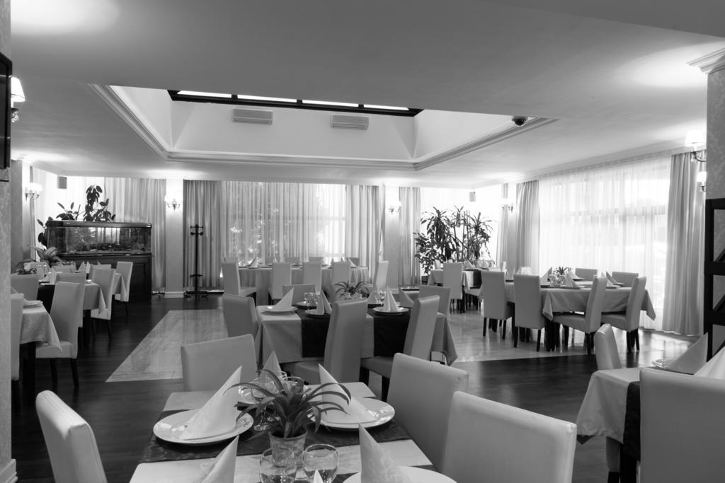 Hotel Rex Σιγκισοάρα Εξωτερικό φωτογραφία